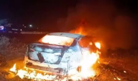 Incendio de veh�culos en San Luis R�o Colorado