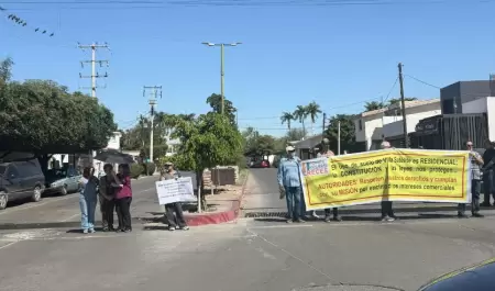 Manifestaci�n de vecinos de Villa Sat�lite