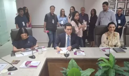 Comparecencia de Luis Fernando Renter�a en el Congreso