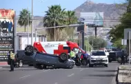 Volcamiento en Hermosillo deja dos veh�culos da�ados