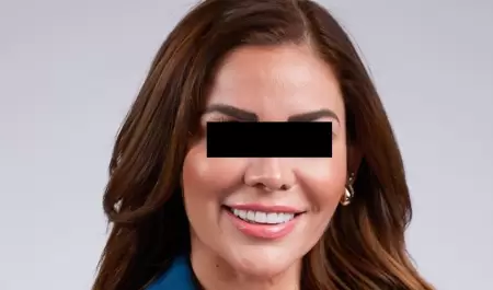 Karina Barr�n Perales, funcionaria de Monterrey