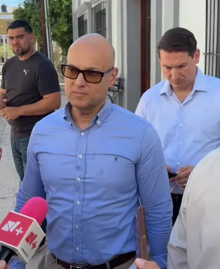 Carlos Alberto Flores, Francisco Moreno Cruz