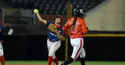 El �guila Softbol se llev� el triunfo 9-7 ante Naranjeros Softbol Femenil