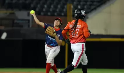 El �guila Softbol se llev� el triunfo 9-7 ante Naranjeros Softbol Femenil