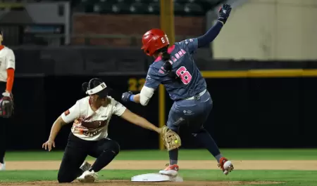 Naranjeros Softbol Femenil perdi� ante �guila de Veracruz