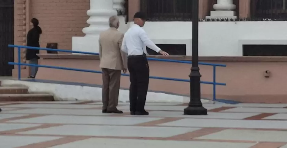 Supervisión de la fachada del edificio del Poder Judicial