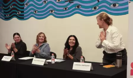 Donaci�n del acervo bibliogr�fico "Silvia N��ez Esquer"