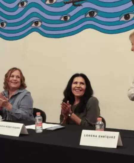 Donaci�n del acervo bibliogr�fico "Silvia N��ez Esquer"