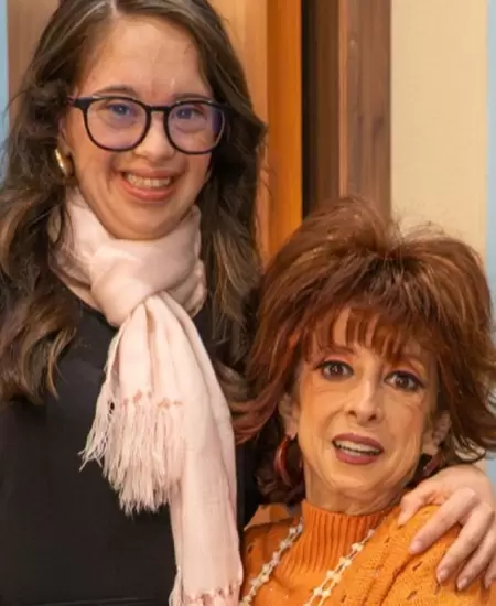 Mar�a Elena Salda�a