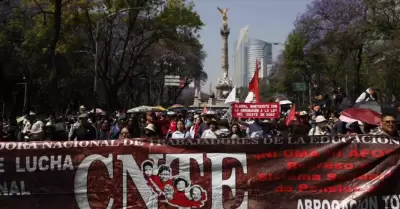 Movilizaci�n de integrantes de la CNTE