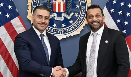 Omar Garc�a Harfuch, con el director del FBI Kash Patel