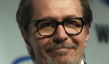 Gary Oldman