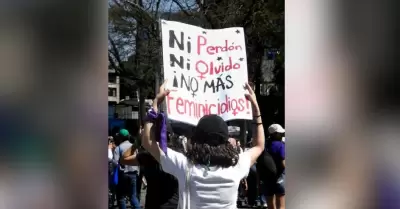 Feminicidios