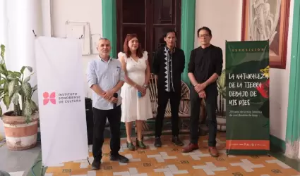 La naturaleza de la tierra debajo de mis pies