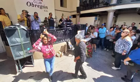 Dan el �ltimo adi�s a Guadalupe Gonz�lez Gaxiola en el Club Obreg�n