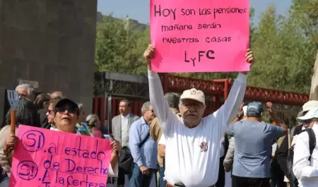 Protesta de jubilados en la c�mara de Diputados