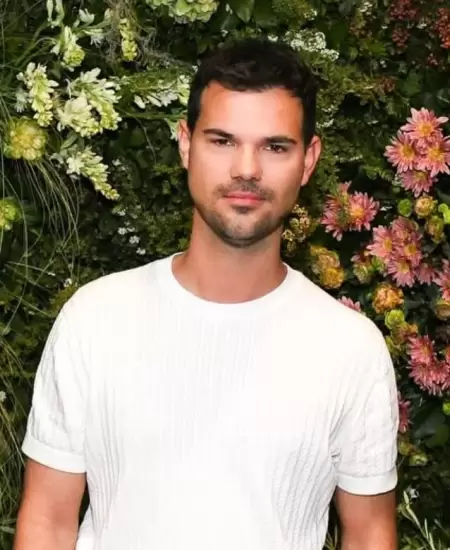 Taylor Lautner