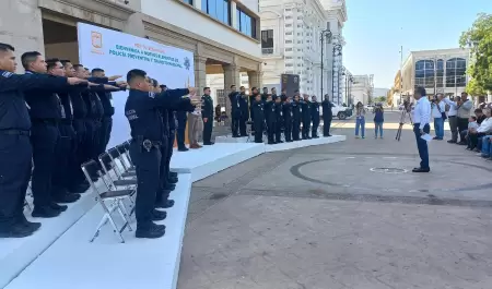 Toma de protesta de nuevos polic�as en Hermosillo