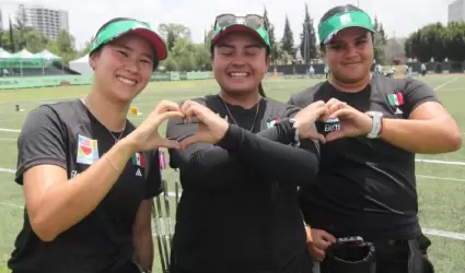 Maya Becerra, Dafne Quintero y Ana Sof�a Hern�ndez