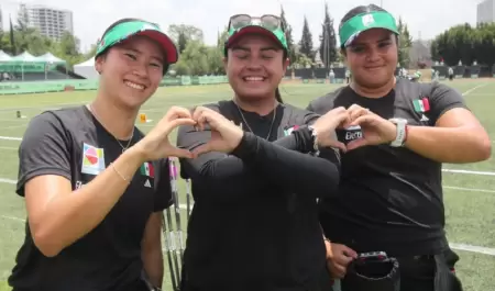 Maya Becerra, Dafne Quintero y Ana Sof�a Hern�ndez