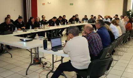 Revisi�n contractual entre autoridades de la Unison y Steus