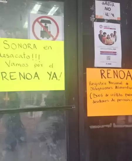 Colectivas feministas se manifiestan en el Congreso