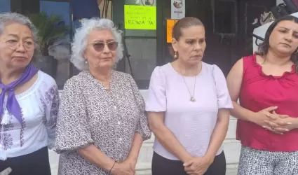 Integrantes de colectiva feminista