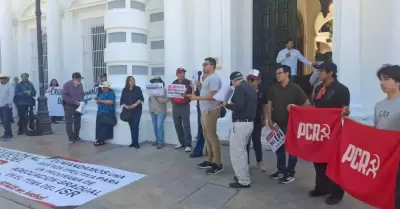 Manifestaci�n del Staus en Palacio de Gobierno