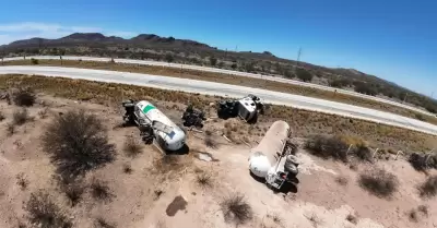 Volcadura de pipa con amoniaco