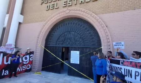 Staus clausura de manera simb�lica instalaciones del Poder Juducial