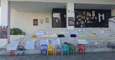 Toma del Congreso por representantes de estancias infantiles