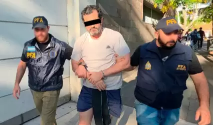 Fernando Far�as Laguna