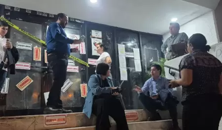 Diputados de oposici�n no pudieron ingresar a sesi�n nocturna del Congreso