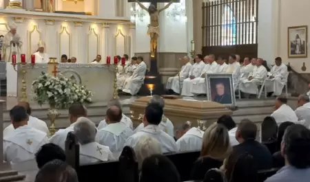 �ltimo adi�s a Jos� Ulises Mac�as