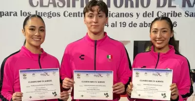 Ana Carolina Herrera, Pamela Contreras y Carlos Santiago Vega