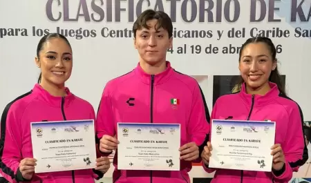 Ana Carolina Herrera, Pamela Contreras y Carlos Santiago Vega