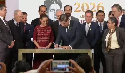 Sheinbaum anuncia "acuerdo hist�rico" con industria sider�rgica