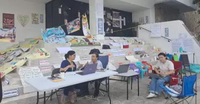 Bloqueo del Congreso por propietarias de estancias infantiles