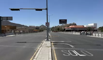 Vuelta izquierda en calle Rosales