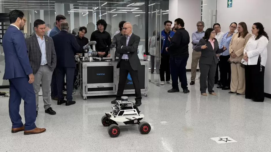 Inauguran nuevo H�bitat de Innovaci�n y Prototipado (HIP) en el Tec de Monterrey