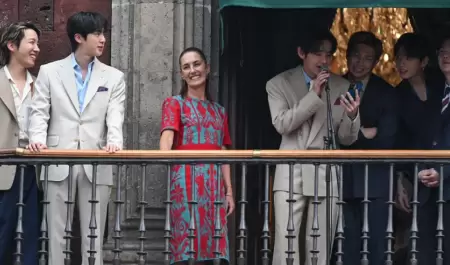 BTS en balc�n de Palacio Nacional