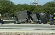 Vuelca pipa cargada con turbosina en la carretera Guaymas-Cajeme
