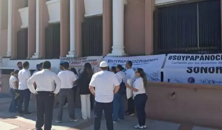 Integrantes de "Soy pap�, no criminal"