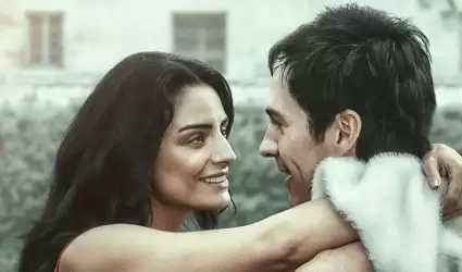 Aislinn Derbez, Mauricio Ochmann