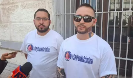 Integrantes de "Soy pap�, no criminal"