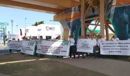 Manifestaci�n de jubilados de CFE
