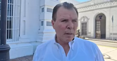 Carlos Ernesto Zatarain.