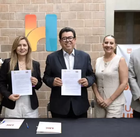 Radio la H firma convenio de colaboraci�n con Universidad Kino.