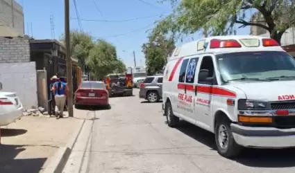 Trabajador de la construcci�n se lesiona al caer de andamio