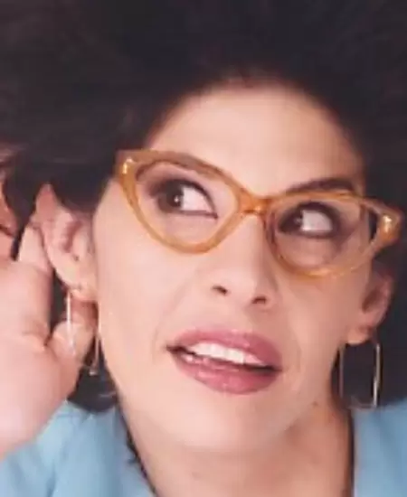 Tere la Secretaria